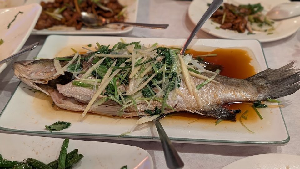 Tilapia w Scallion in Brown Sauce